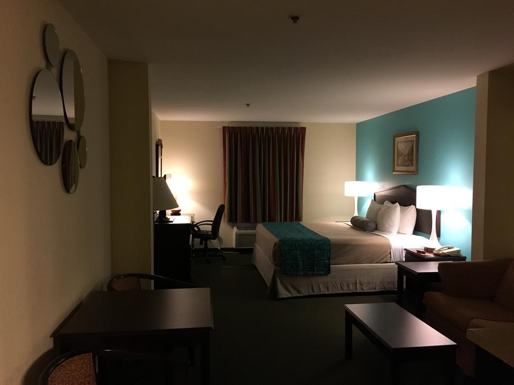 Howard Johnson By Wyndham Houma Esterno foto