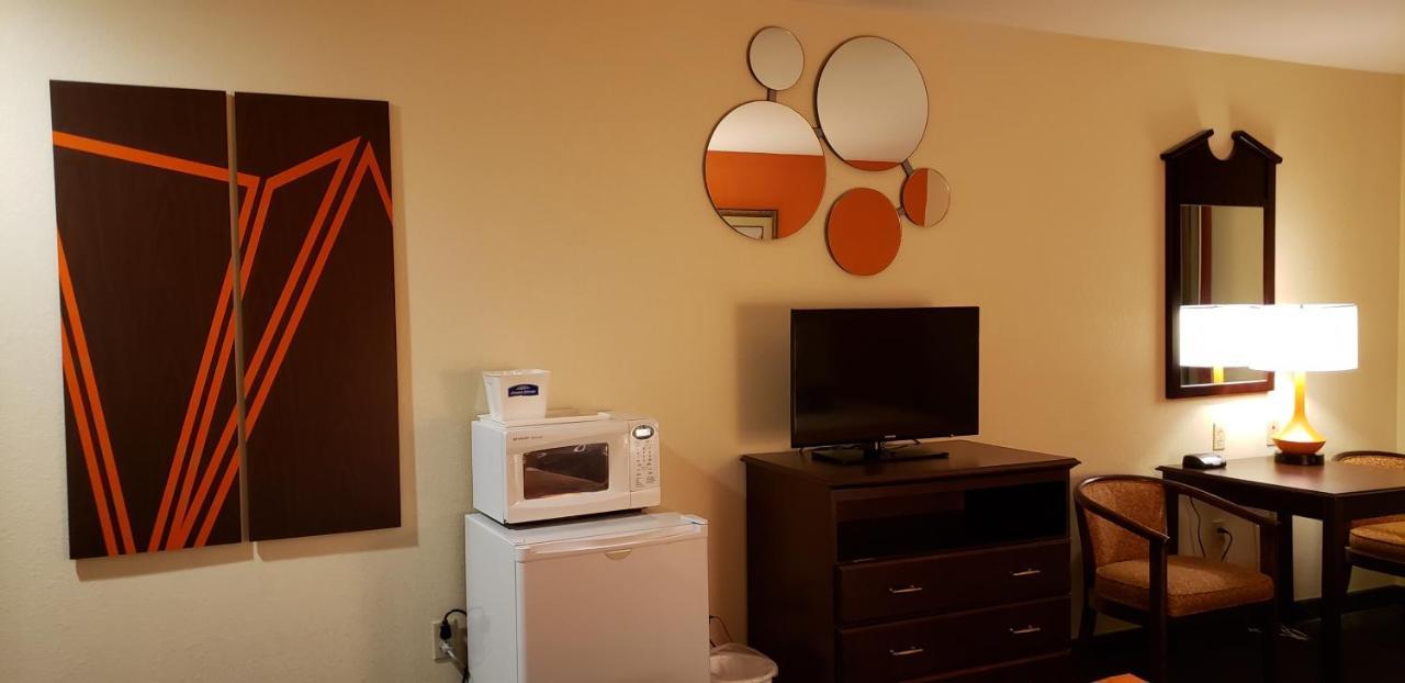 Howard Johnson By Wyndham Houma Esterno foto